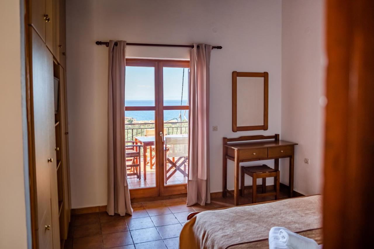 Papanestoras Apartments 카르다밀리 외부 사진